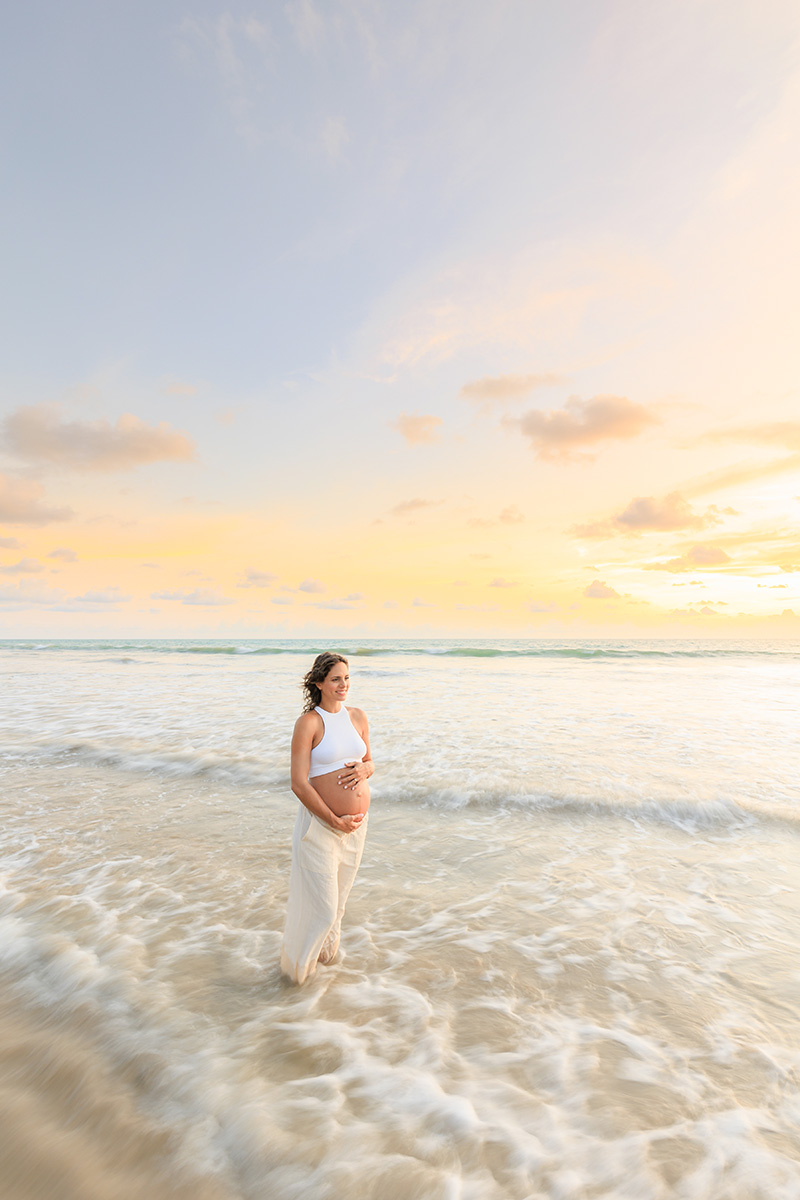 Pregnant Photographer Phuket